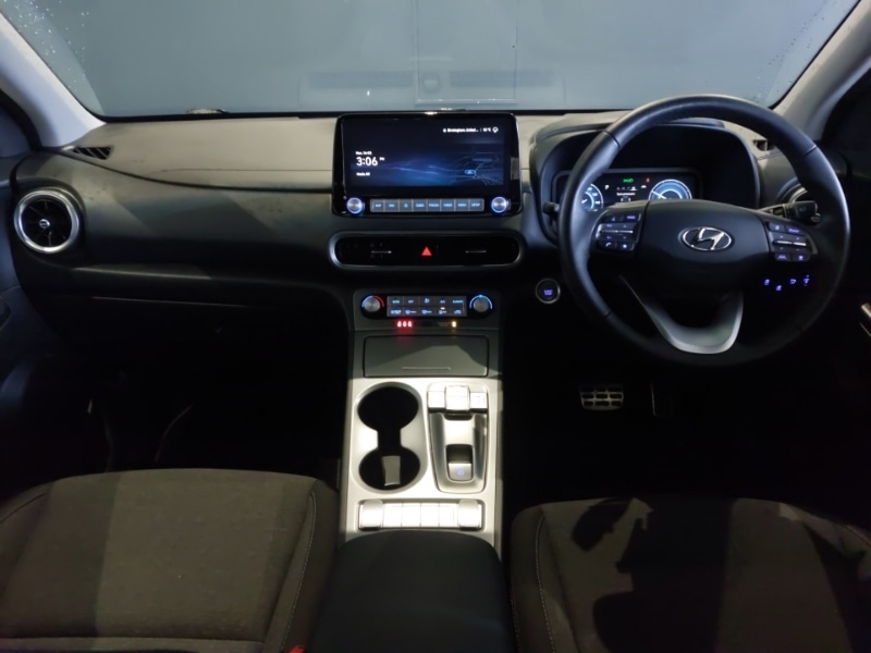 Used Hyundai KONA 2023 for sale - 78032329: Photo 2