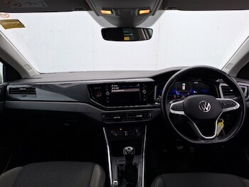 Used Volkswagen Polo 2023 for sale - 77229149: Photo