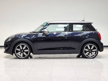 Used MINI Hatch 2022 for sale - 77308172: Photo