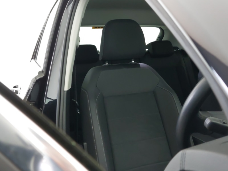 Used Volkswagen T-Roc 2023 for sale - 77624491: Photo 12