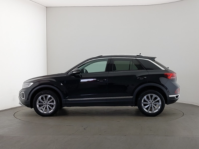 Used Volkswagen T-Roc 2023 for sale - 77624491: Photo 4