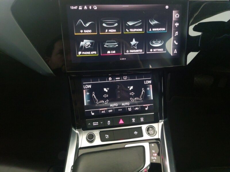 Used Audi e-tron 2020 for sale - 77419818: Photo 10