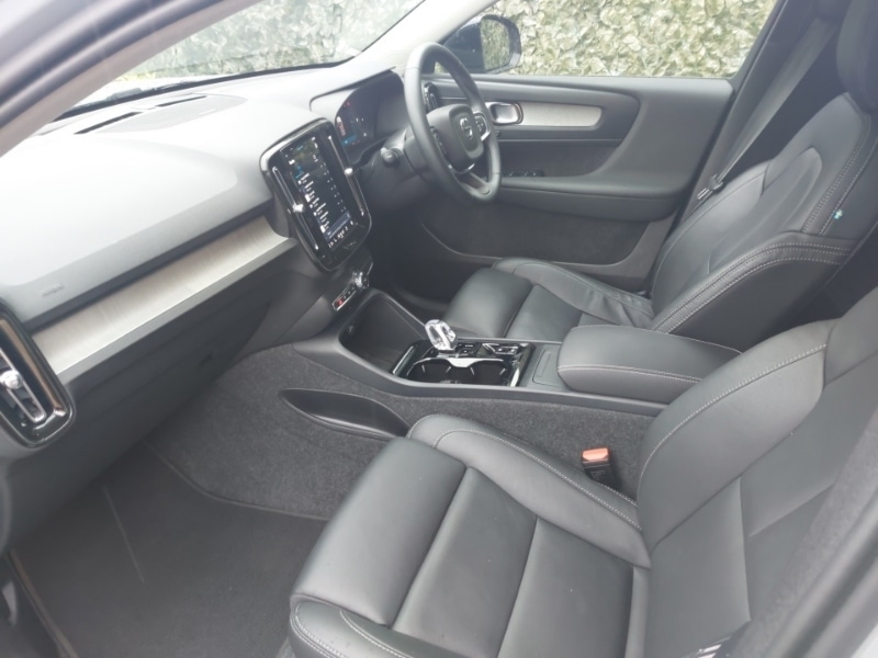 Used Volvo XC40 2024 for sale - 76365946: Photo 5