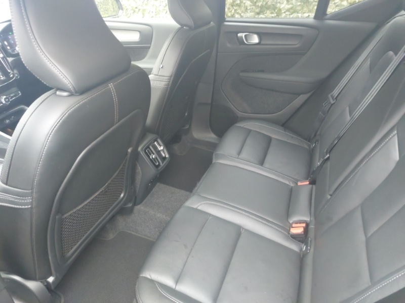 Used Volvo XC40 2024 for sale - 76365946: Photo 6