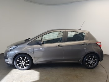 Used Toyota Yaris 2019 for sale - 76465853: Photo