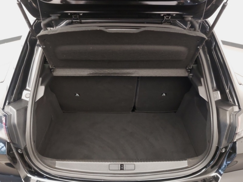 Used Peugeot 208 2020 for sale - 76682878: Photo 8