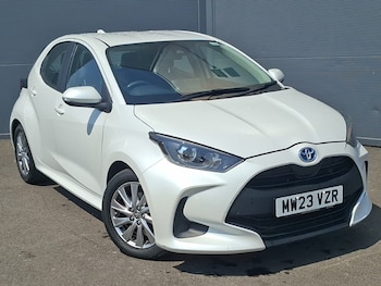 Used Toyota Yaris 2023 for sale - 79247093: Photo
