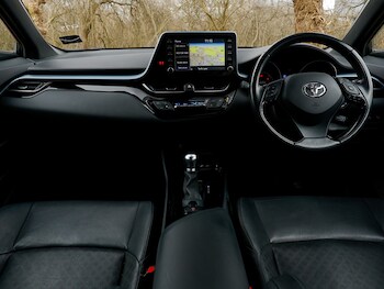 Used Toyota C-HR 2021 for sale - 77949125: Photo