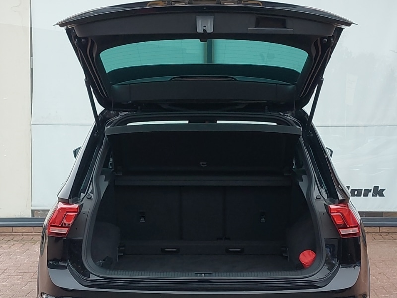 Used Volkswagen Tiguan 2021 for sale - 76695532: Photo 8