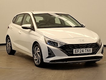 Used Hyundai i20 2024 for sale - 77771977: Photo