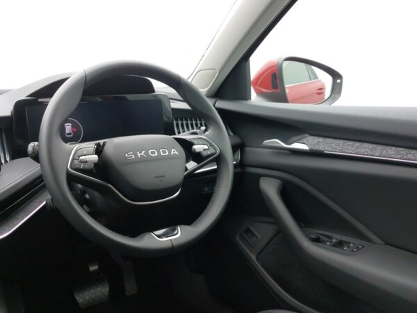 Used Skoda Superb 2025 for sale - 76220782: Photo 10