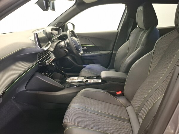 Used Peugeot 2008 2024 for sale - 76305985: Photo 5