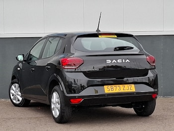 Used Dacia Sandero 2023 for sale - 76365795: Photo