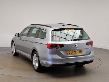 Used Volkswagen Passat 2019 for sale - 75695130: Photo
