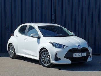 Used Toyota Yaris 2023 for sale - 78550429: Photo