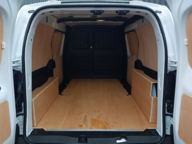 Used Renault Kangoo 2024 for sale - 77434023: Photo 8