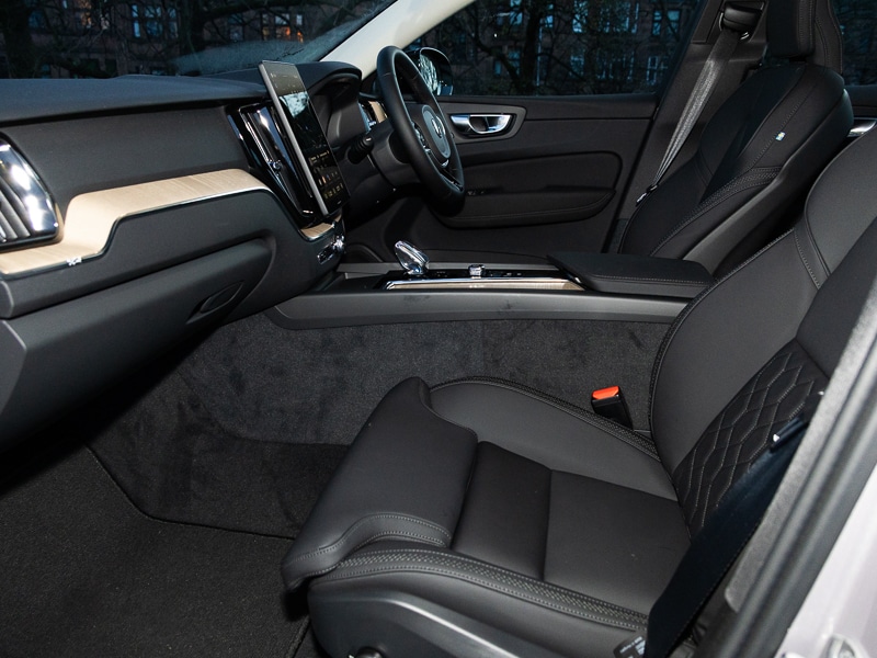 Used Volvo XC60 2025 for sale - 77544673: Photo 5