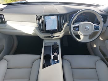 Used Volvo XC60 2022 for sale - 77786796: Photo