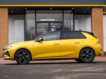 Used Vauxhall Astra 2024 for sale - 78164947: Photo