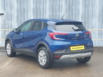 Used Renault Captur 2022 for sale - 75539273: Photo