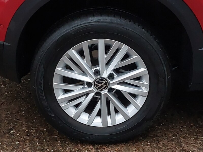 Used Volkswagen T-Roc 2023 for sale - 77467329: Photo 12