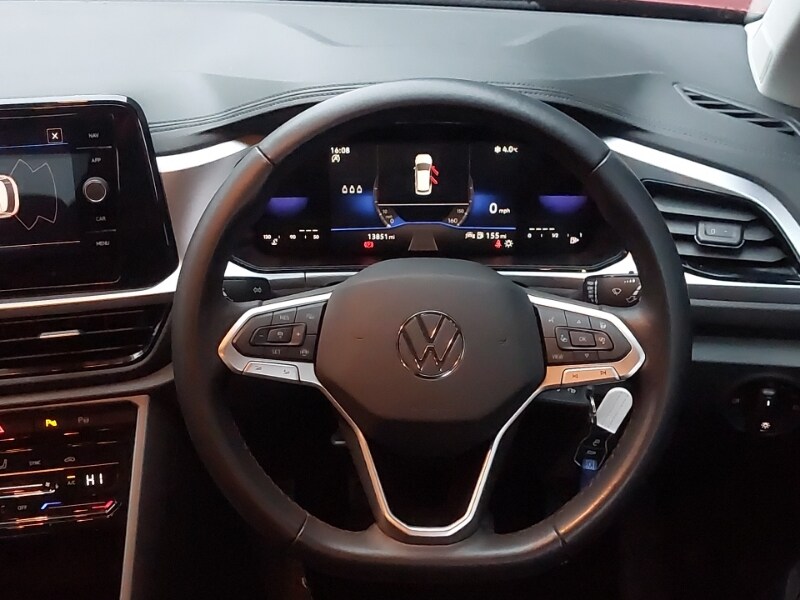 Used Volkswagen T-Roc 2023 for sale - 77467329: Photo 7