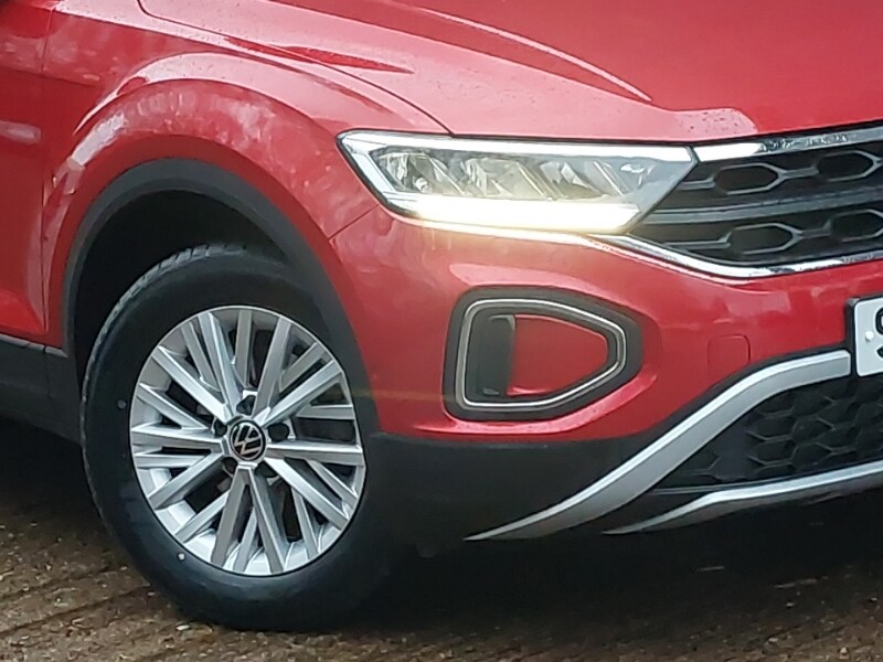 Used Volkswagen T-Roc 2023 for sale - 77467329: Photo 9