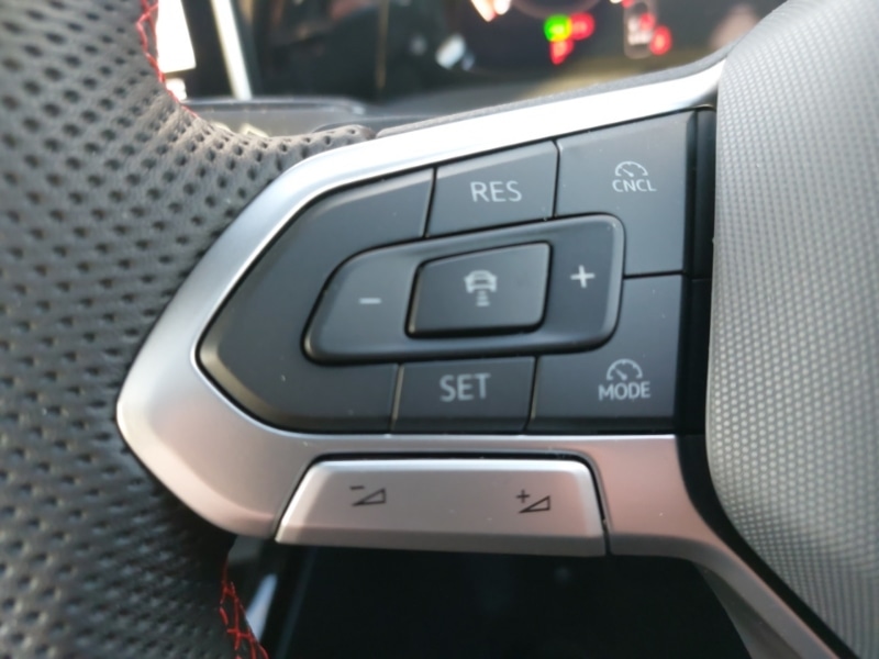 Used Volkswagen Golf 2025 for sale - 76920772: Photo 12