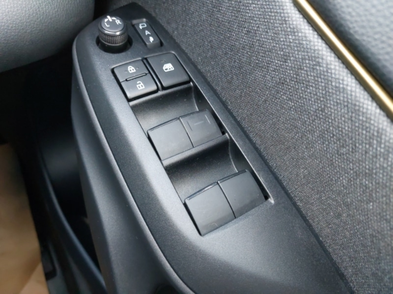 Used Toyota Yaris Cross 2022 for sale - 77986706: Photo 12