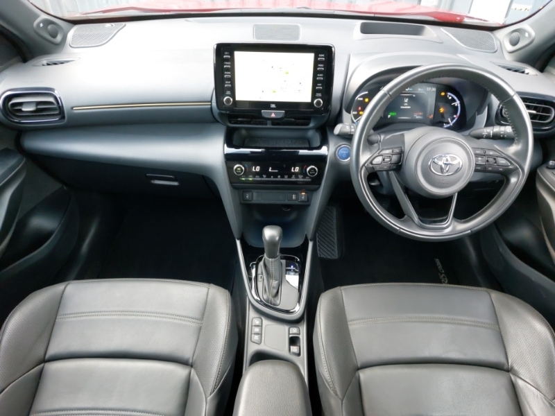 Used Toyota Yaris Cross 2022 for sale - 77986706: Photo 2