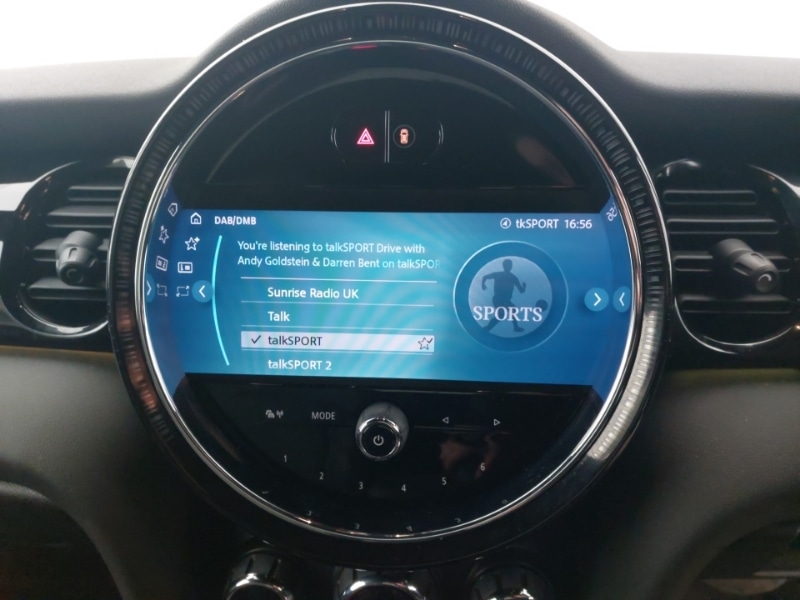 Used MINI Hatch 2022 for sale - 77986081: Photo 11