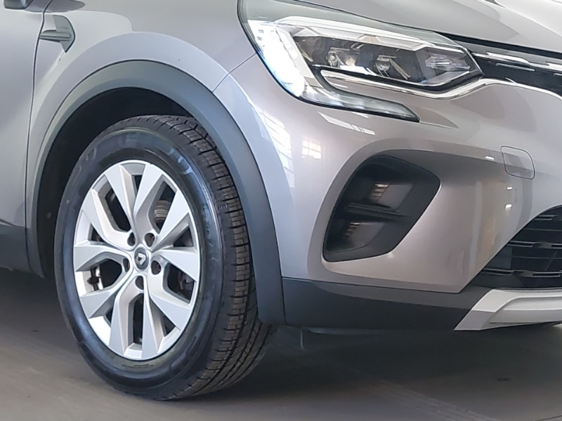 Used Renault Captur 2020 for sale - 76629243: Photo 9