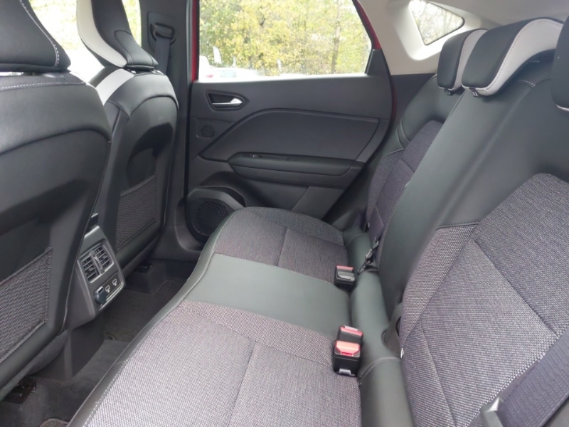 Used Renault Captur 2024 for sale - 76906902: Photo 6