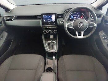 Used Renault Clio 2023 for sale - 77325668: Photo