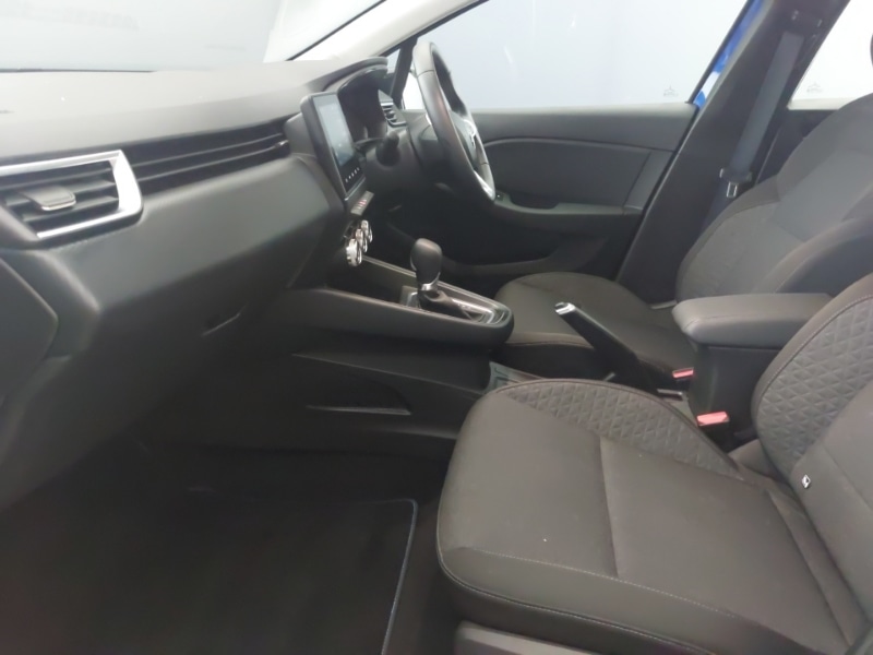 Used Renault Clio 2023 for sale - 77325668: Photo 5