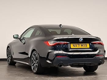 Used BMW 4 Series 2021 for sale - 79763008: Photo
