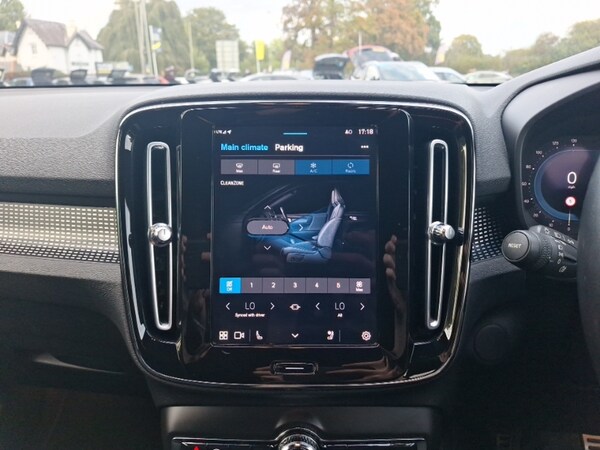 Used Volvo XC40 2022 for sale - 76212345: Photo 12
