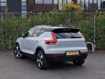 Used Volvo XC40 2022 for sale - 76212345: Photo 3