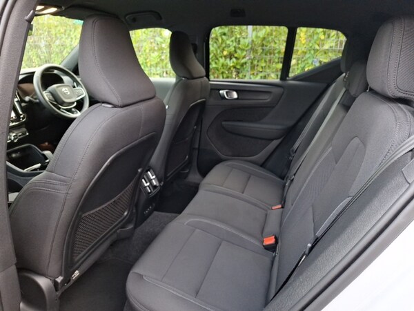 Used Volvo XC40 2022 for sale - 76212345: Photo 6