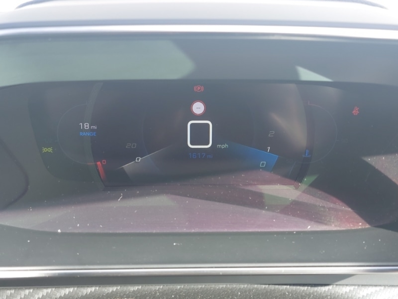 Used Peugeot 2008 2023 for sale - 77956046: Photo 10