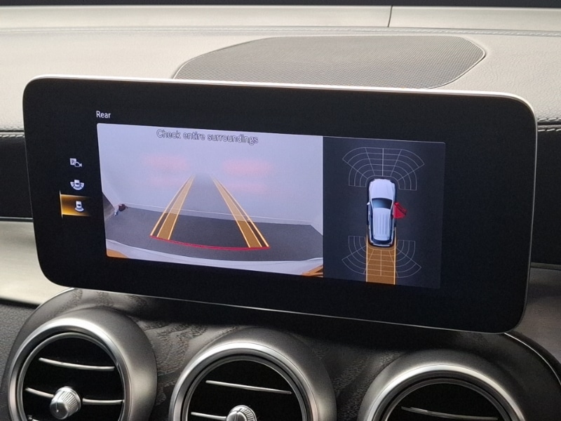 Used Mercedes-Benz GLC 2021 for sale - 76560747: Photo 11