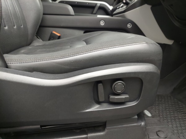 Used Land Rover Defender 2020 for sale - 76317541: Photo 12