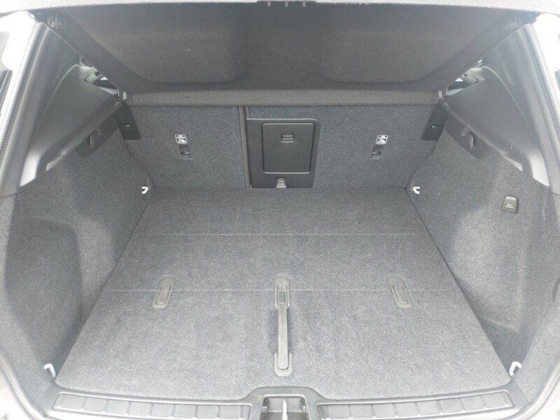 Used Volvo XC40 2024 for sale - 77229009: Photo 8