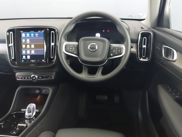 Used Volvo XC40 2024 for sale - 76347975: Photo 7