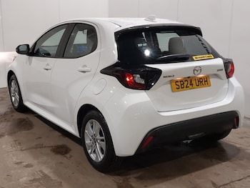 Used Mazda Mazda2 HYBRID 2024 for sale - 76881068: Photo