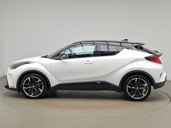 Used Toyota C-HR 2023 for sale - 78643175: Photo