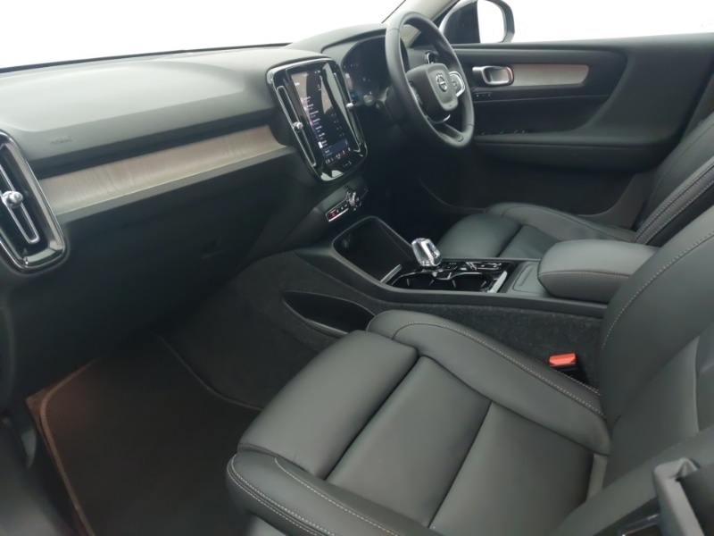 Used Volvo XC40 2024 for sale - 76392800: Photo 5