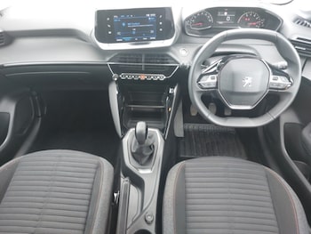 Used Peugeot 208 2023 for sale - 76320882: Photo 2