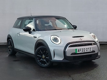 Used MINI Hatch 2022 for sale - 76928801: Photo