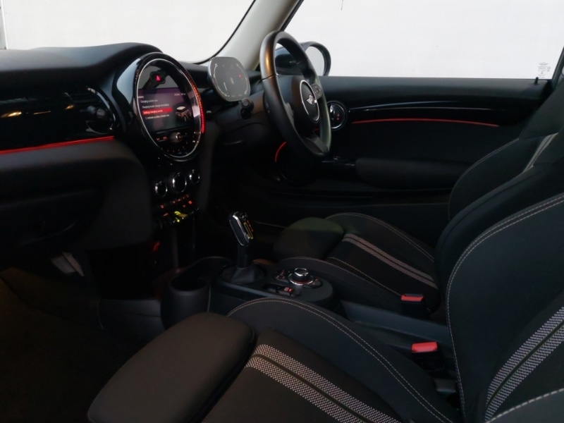 Used MINI Hatch 2022 for sale - 76928801: Photo 5